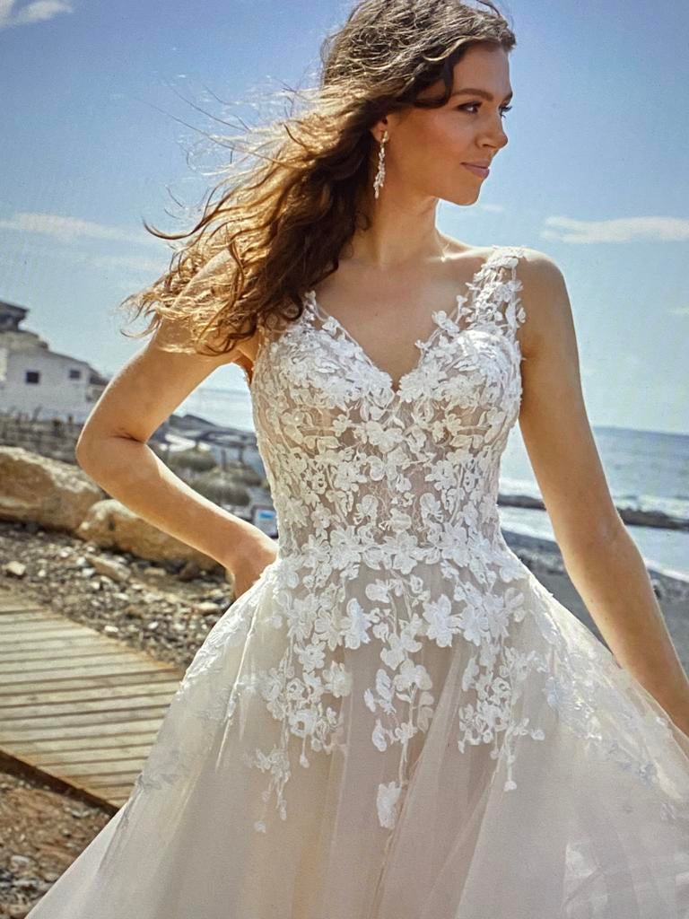 Nieuw! Blush kleurige jurk. Outlet budget afdeling!!!!!, Ophalen, Nieuw, Blauw, Trouwjurk