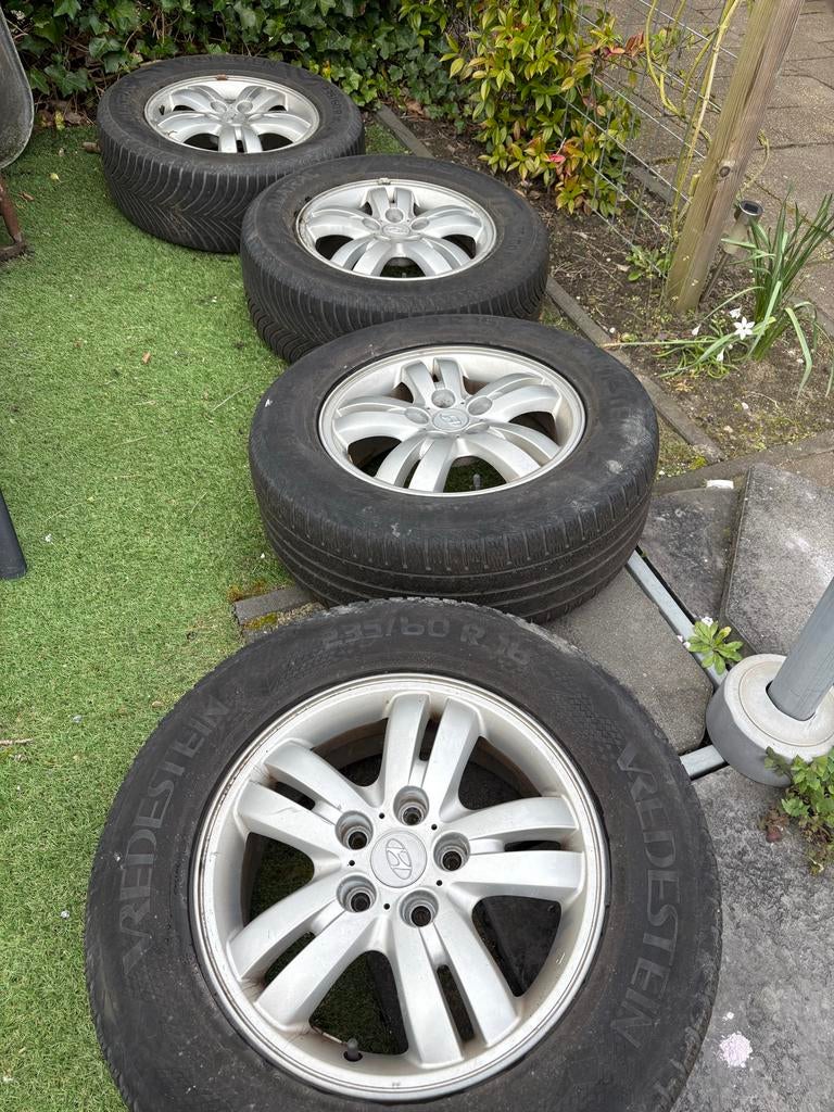 Lichtmetalen velgen met banden Hyundai Tucson, Ophalen, Gebruikt, 16 inch, Banden en Velgen
