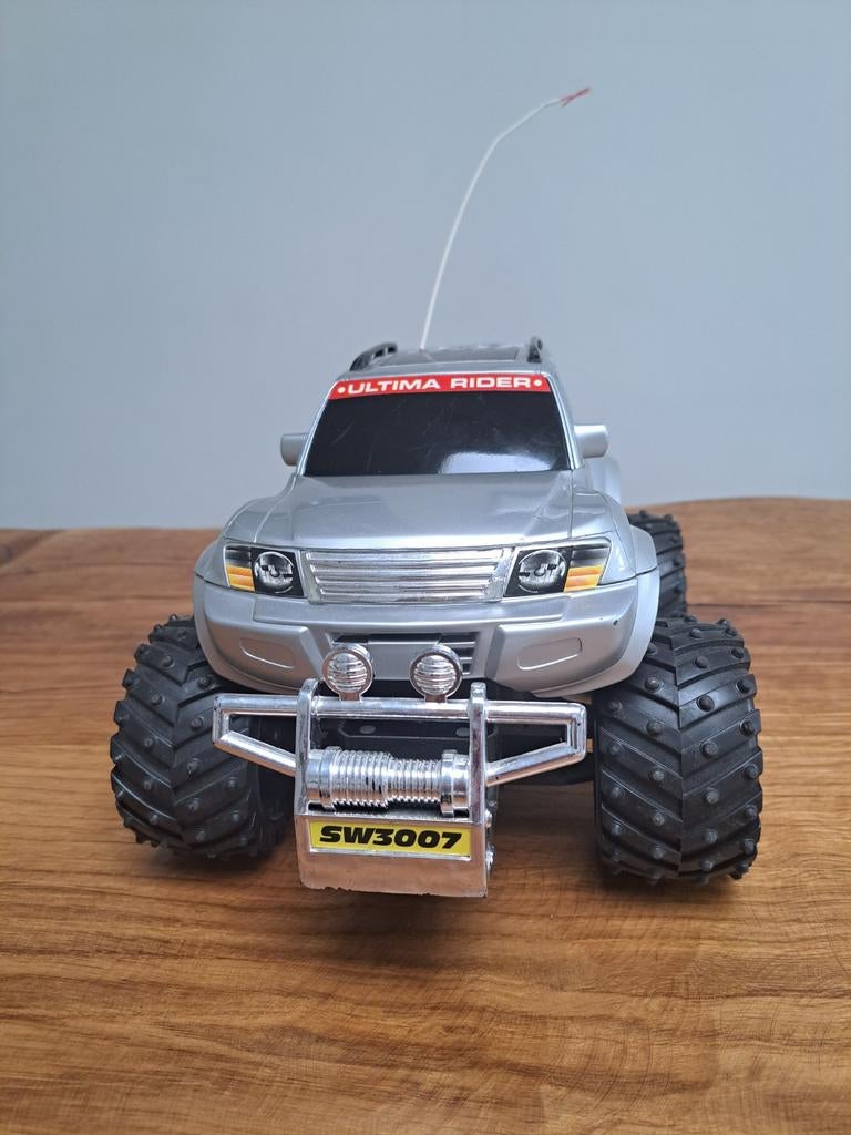 RC Monster Truck "Ultima Rider" - Zilverkleurig, Gebruikt, Auto offroad, RTR (Ready to Run), Overige schalen