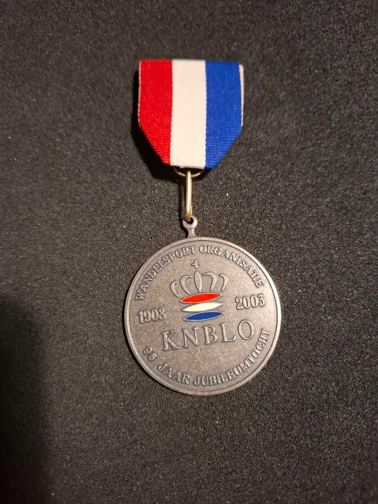 KNBLO medaille 95jaar, Postzegels en Munten, Penningen en Medailles, Ophalen of Verzenden, Overige materialen