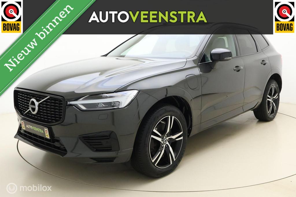 Volvo XC60 2.0 T8 Twin Engine AWD R-Design|LUCHTVERING|PANO, Automaat, Gebruikt, 4 cilinders, Leder en Stof