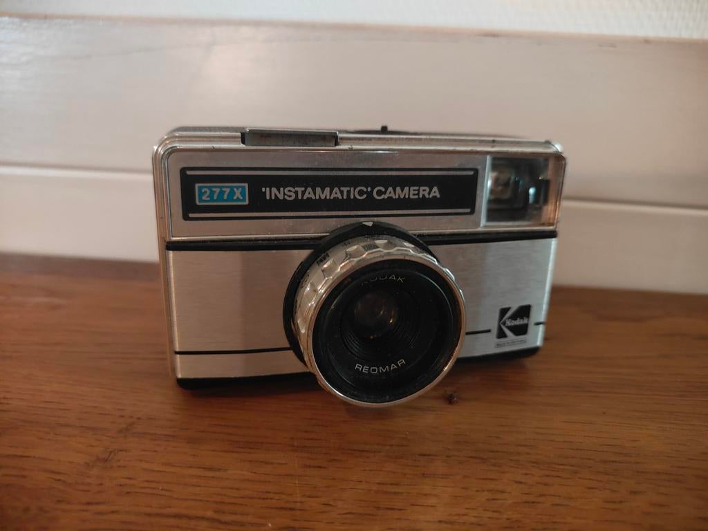Vintage Kodak Instamatic 277X Camera - Zilver/Zwart, Ophalen, Gebruikt, Compact, Kodak