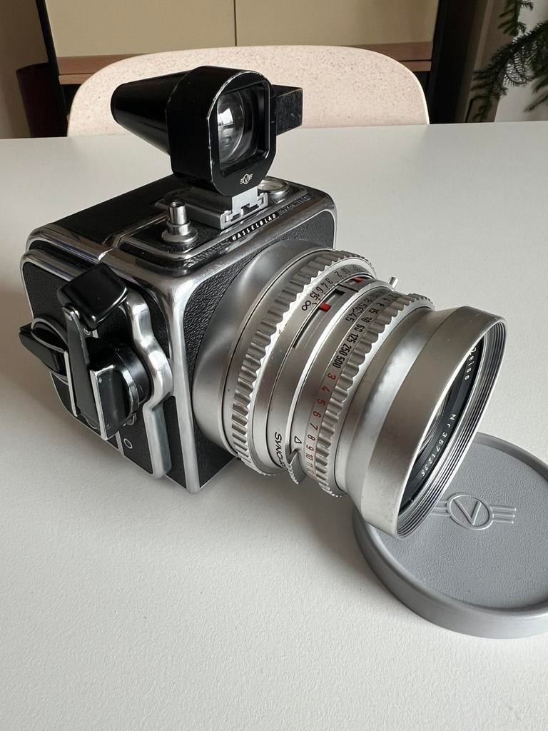 Hasselblad super wide C, Audio, Tv en Foto, Fotocamera's Analoog, Gebruikt, Compact, Overige Merken, Ophalen of Verzenden