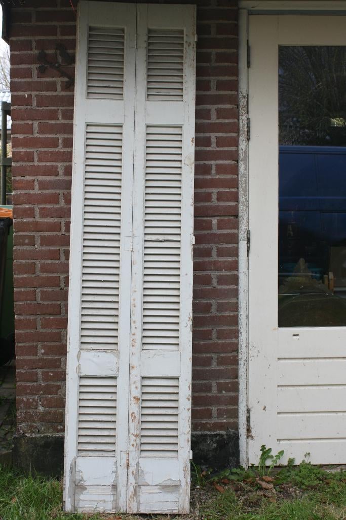 Louvre deuren / Luiken 3, Ophalen