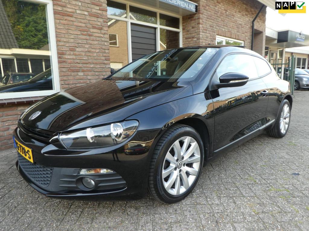 Volkswagen Scirocco 1.4 TSI Highline Plus Navi / Panoramadak, Voorwielaandrijving, Euro 5, Stof, Gebruikt