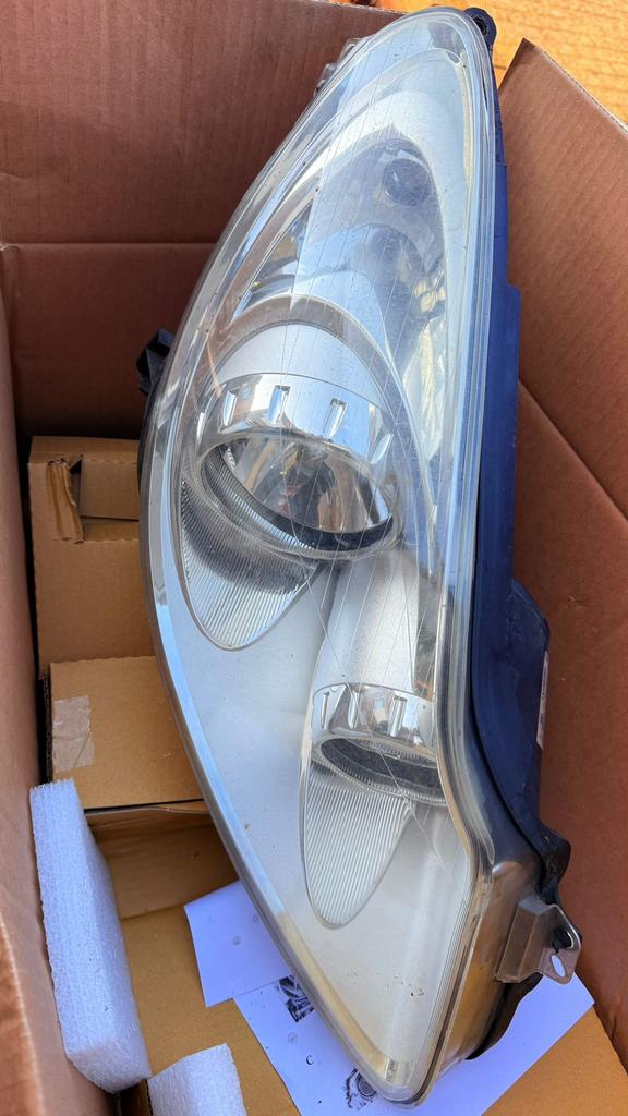 Opel corsa D koplamp Rechts 2007, Auto-onderdelen, Verlichting, Ophalen of Verzenden, Opel