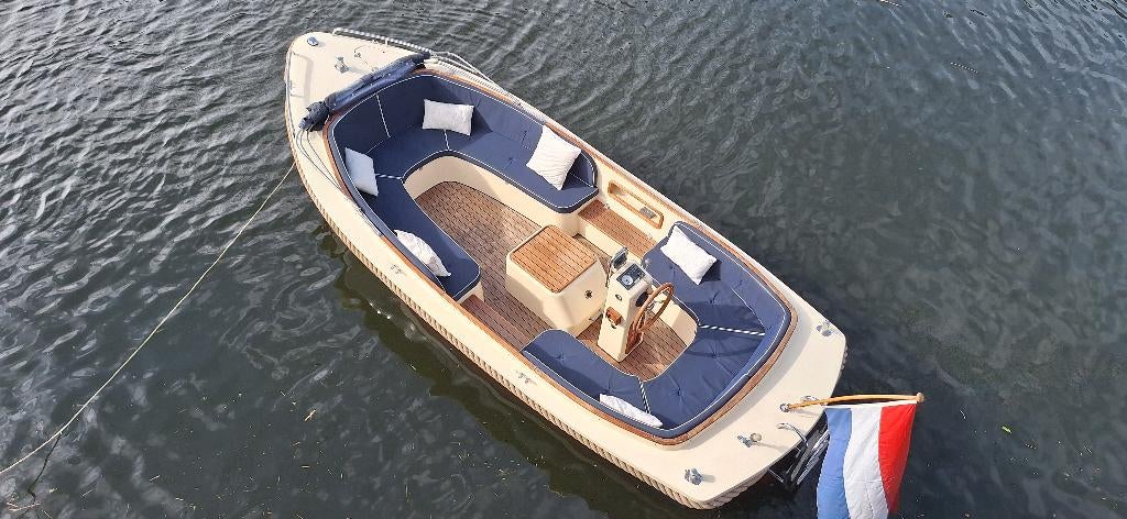 Keurige Maril 570 | Nanni 2-cil 14PK diesel | 2e eig. | 2007, Ophalen, 10 tot 30 pk, Binnenboordmotor, Diesel