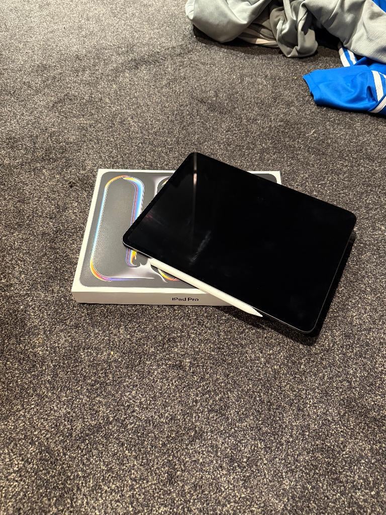 ipad Pro m5 13-inch Wi-Fi + Apple pencil pro, Computers en Software, Apple iPads, Ophalen, 13 inch of meer, Zwart, Nieuw