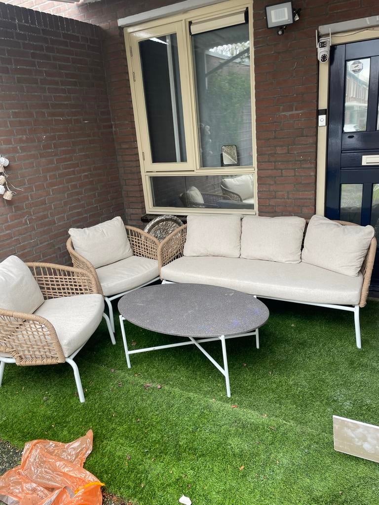 Moderne loungeset met 2 stoelen, bank en salontafel, Tuin en Terras, Tuinsets en Loungesets, 4 zitplaatsen, Gebruikt, Ophalen of Verzenden