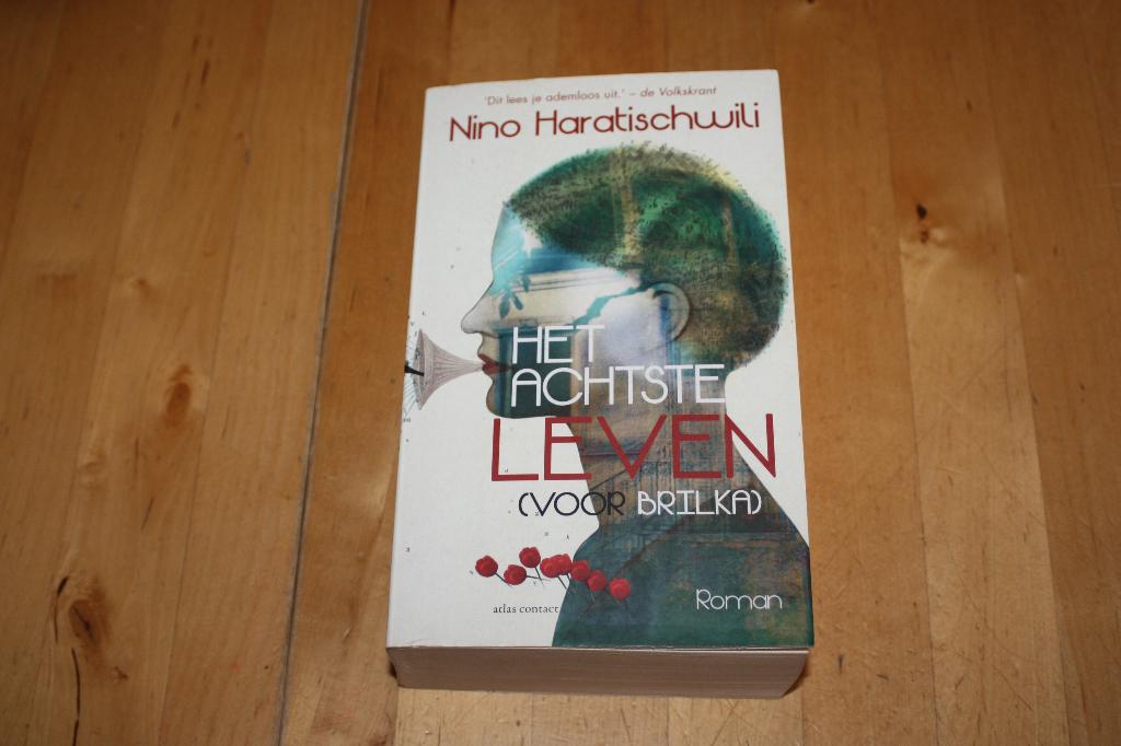 Het achtste leven voor Brilka, Nino Haratischwili paperback, Ophalen of Verzenden, Gelezen, Nino Haratischwili, Wereld overig