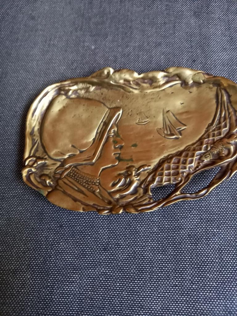 Art Deco messing asbak uit de jaren '40., Verzamelen, Rookartikelen, Aanstekers en Luciferdoosjes, Ophalen of Verzenden, Gebruikt