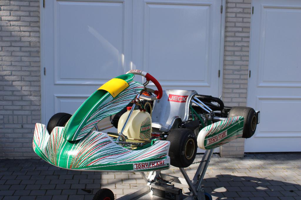 Nette TonyKart met Rotax Senior max, Ophalen, Zo goed als nieuw, Kart