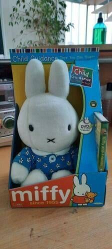 Partij pluche Nijntje in giftbox met DVD, Ophalen, Nieuw, Konijn