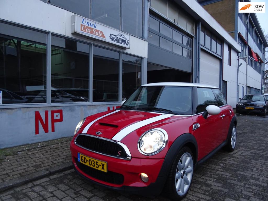Mini Mini 1.6 Cooper S, Voorwielaandrijving, Gebruikt, 4 cilinders, 4 stoelen