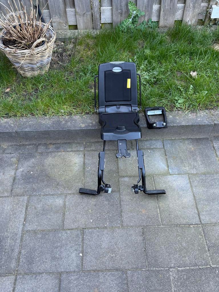 Fietsstoeltje - Achterzitje met voetsteuntjes, Fietsen en Brommers, Fietsaccessoires | Fietsstoeltjes, 15 t/m 25 kg, Achterzitje