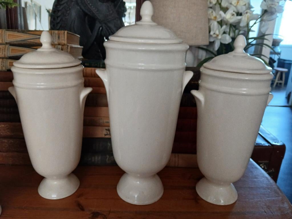 Creme vazen potten keramiek pot met deksel urn model, Ophalen of Verzenden