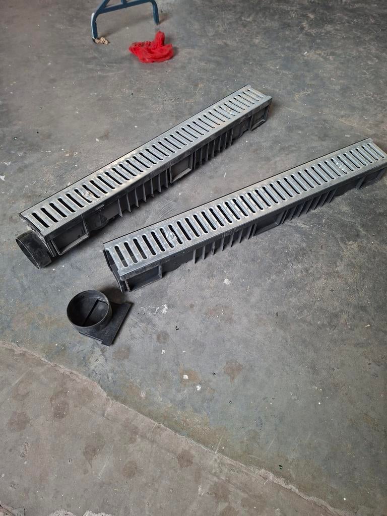 Lijngoot met rooster - 2 stuks, Ophalen, Nieuw, Minder dan 2 meter, 80 mm of meer