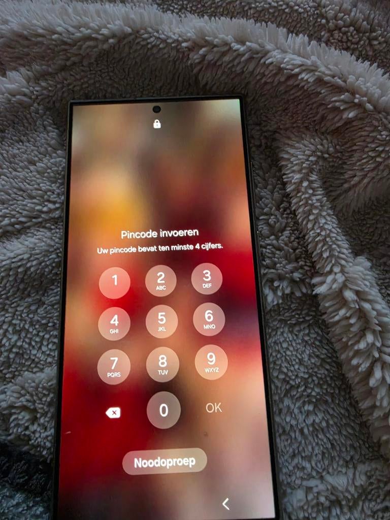 Samsung Galaxy S24 Ultra violet incl view cover Nieuwstaat, Galaxy S24, Paars, Touchscreen, Ophalen of Verzenden