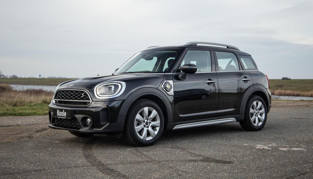 Mini Countryman 1.5 Cooper S E ALL4 Essential CAMERA / NAVI, Auto's, Mini, Particulier, Te koop, Countryman, 4x4, ABS, Achteruitrijcamera