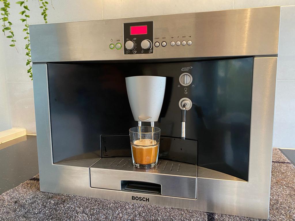 Siemens Bosch Neff Miele Inbouw inruil/reparatie, Witgoed en Apparatuur, Koffiezetapparaten, Ophalen, Gemalen koffie, 10 kopjes of meer