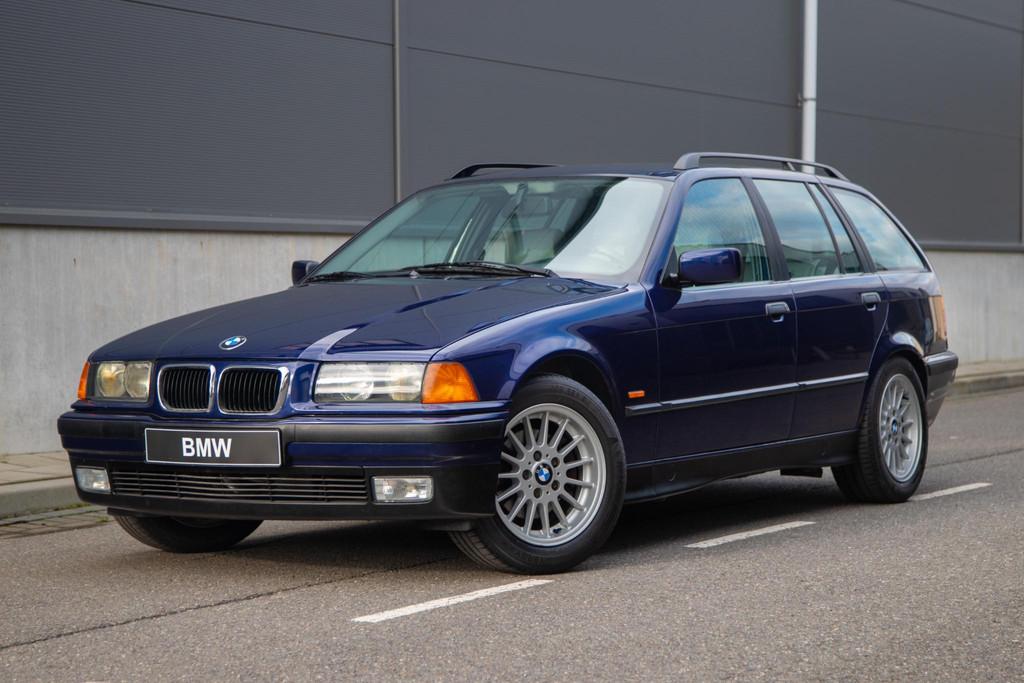 BMW 3-serie Touring 328i Executive | 200.000KM | Gedocumente, Auto's, BMW, Automaat, Achterwielaandrijving, Gebruikt, Blauw