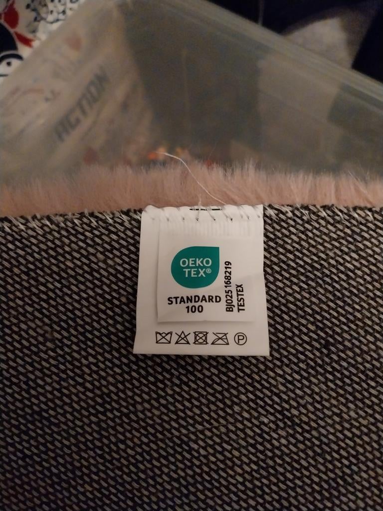 Rond roze vloerkleed van Action, 145 cm doorsnee, Rond, Nieuw, Ophalen of Verzenden, 100 tot 150 cm