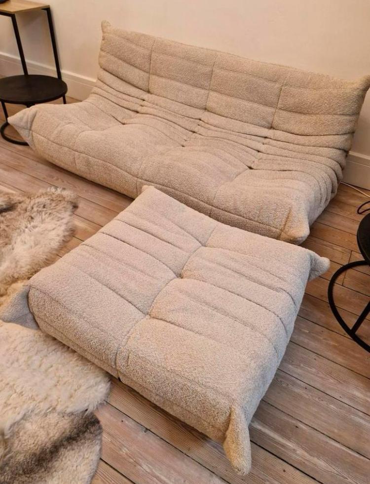 Beige bouclé / écru Togo zit met ottoman, Ophalen of Verzenden, Ligne roset edra knoll vitra sede artifort cassina b&b italia