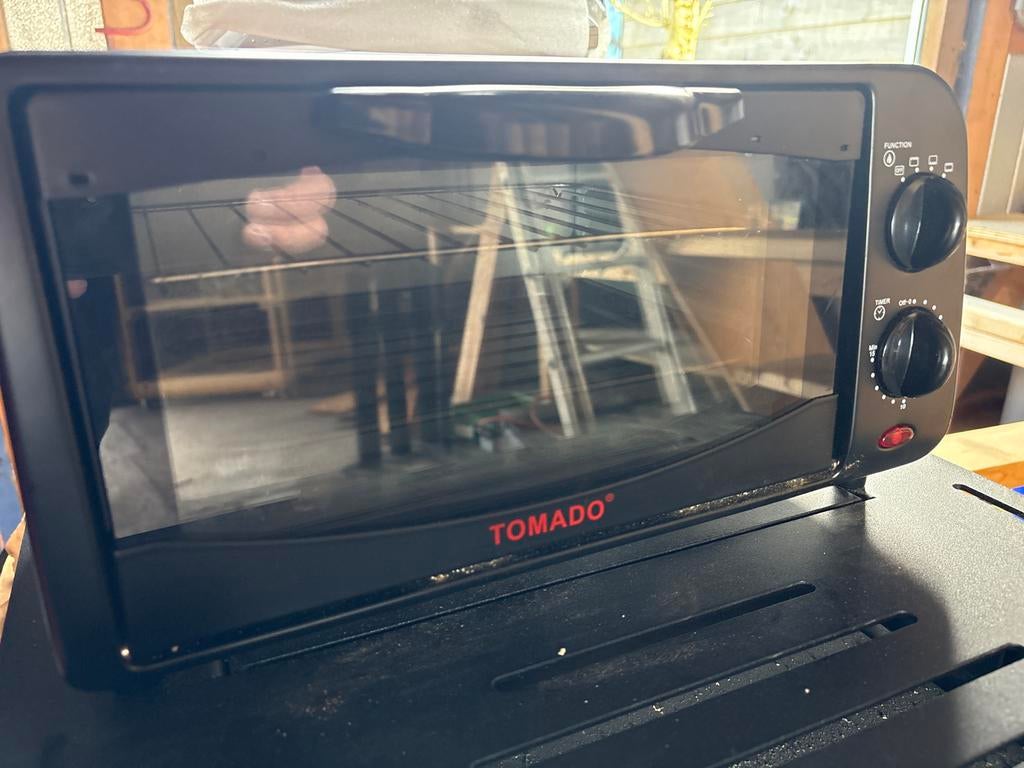 Tomado Grill Oventje - Compact en Veelzijdig, Ophalen, Minder dan 45 cm, Gebruikt, Oven met grill