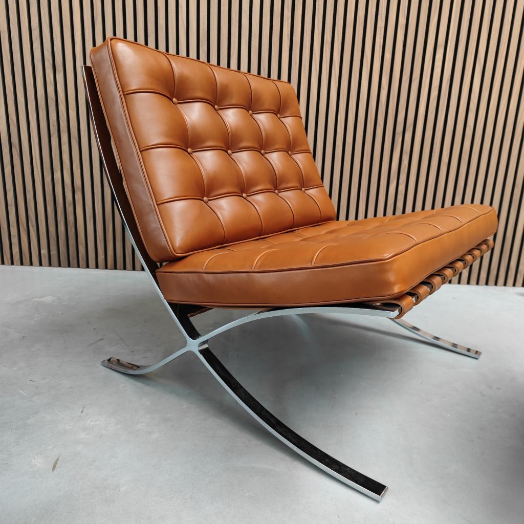 Knoll Barcelona Chair - Venezia Relax Cognac