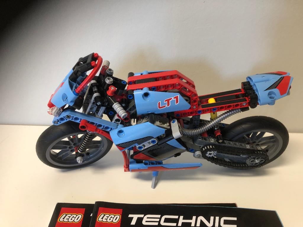 LEGO Technics 42036 straatmotor, Ophalen of Verzenden, Zo goed als nieuw, Complete set, Lego