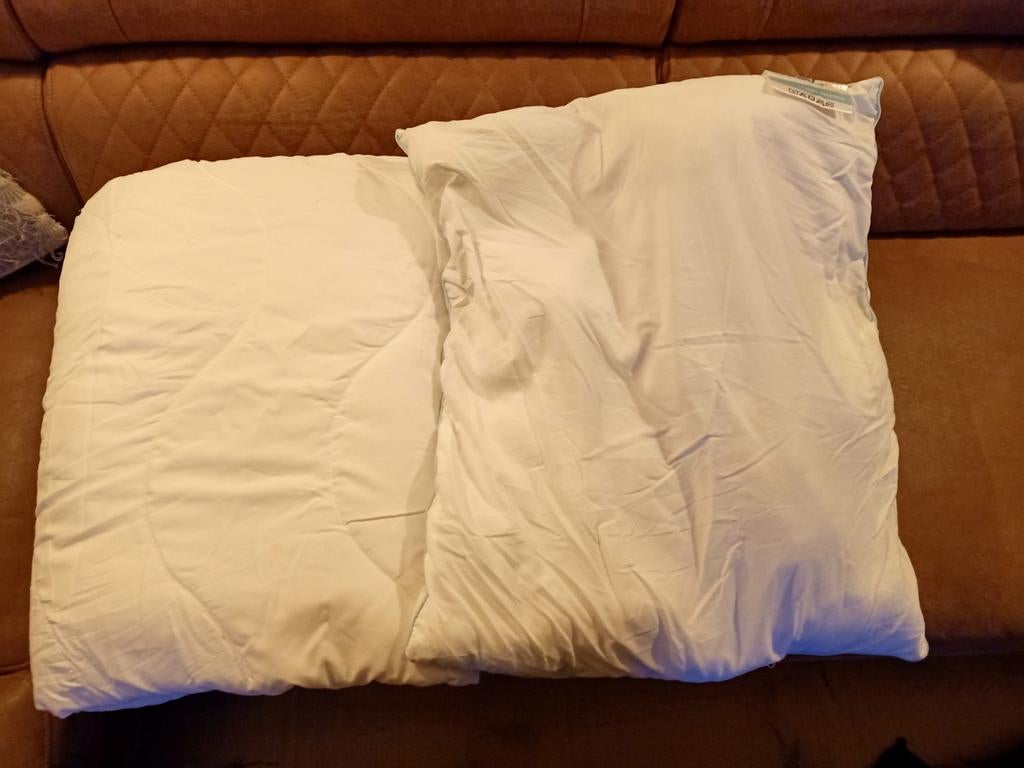 Zomer dekbed en kussens , verkoelend ...240x200 (ongebruikt), Huis en Inrichting, Slaapkamer | Beddengoed, Wit, Ophalen of Verzenden