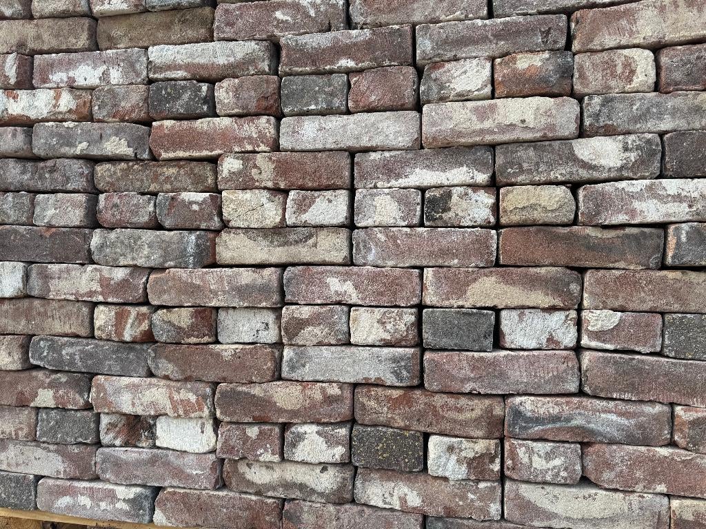 3800 stuks vormbak waalformaat metselsteen.