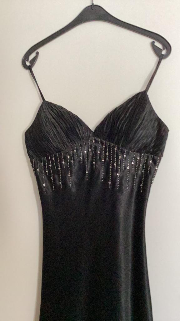 Galajurk zwart met losse omslagdoek mt 36, Kleding | Dames, Gelegenheidskleding, Galajurk, Zwart, Ophalen of Verzenden, Zo goed als nieuw