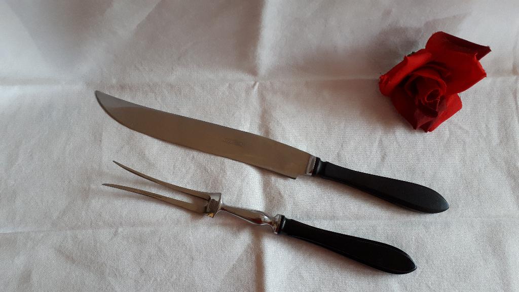 Gero Zilmeta 718 puntfilet bestekdelen met ebba handvat, Verzenden