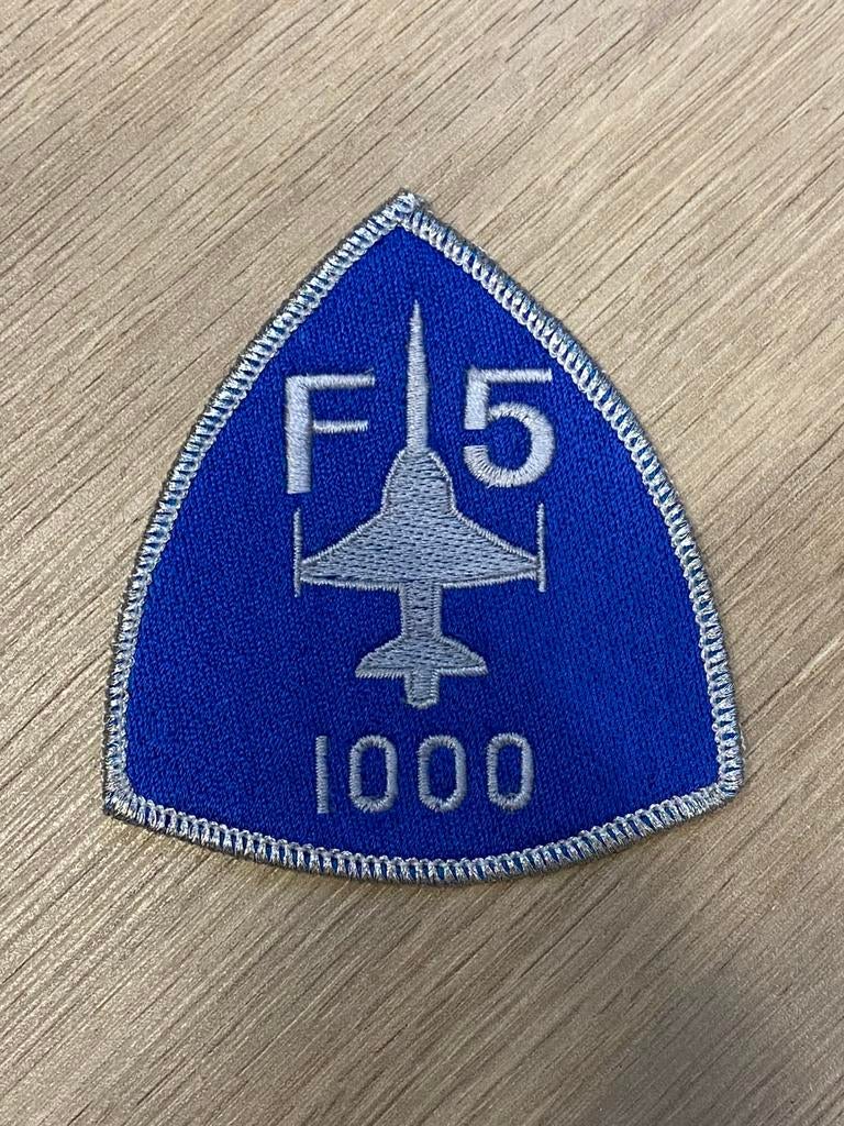 1000hr NF-5 badge, Ophalen of Verzenden, Zo goed als nieuw, Patch, Badge of Embleem