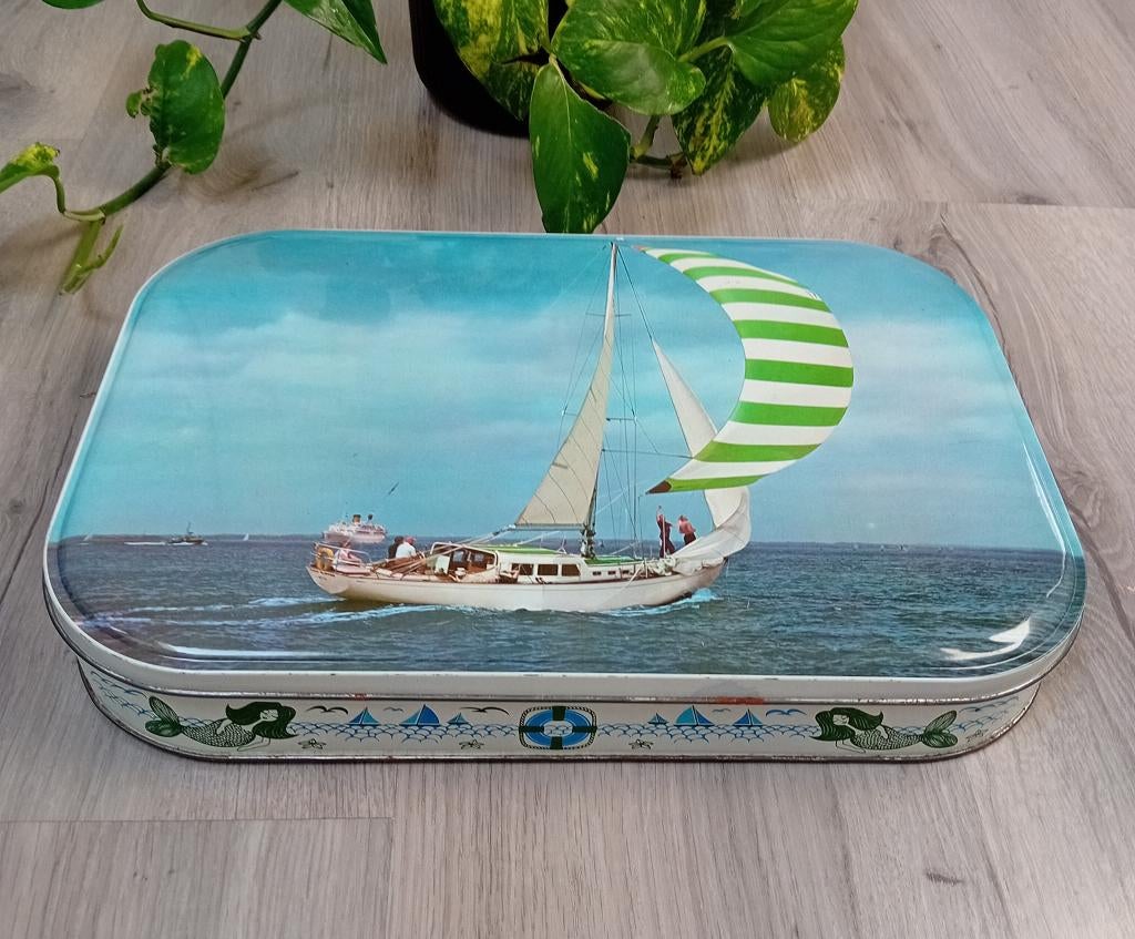 Vintage blikken zeilboot ontwerp Jacques pralines, Verzamelen, Blikken, Verzenden, Gebruikt, Overige