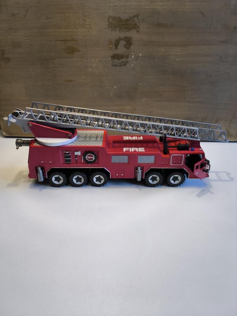 CORGI brandweer auto., Hobby en Vrije tijd, Modelauto's | 1:43, Ophalen of Verzenden, Zo goed als nieuw, Auto, Corgi