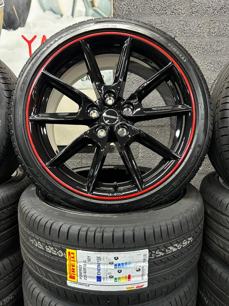 ACTIE | 18 INCH BORBET LX MET PIRELLI 5X112 GOLF LEON A3 ETC, 18 inch, Banden en Velgen, Nieuw, Ophalen of Verzenden