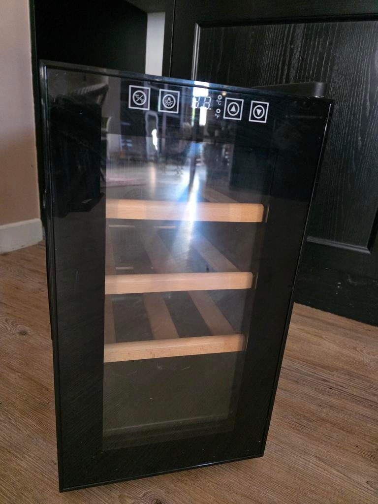 Compacte Wijnklimaatkast, Ophalen of Verzenden, Minder dan 75 liter, Zonder vriesvak, Gebruikt