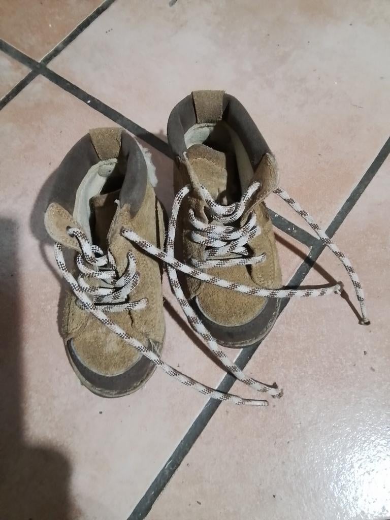 Uggs Schoentjes Maat 22.5, Jongetje of Meisje, Ophalen of Verzenden, Uggs, Gebruikt