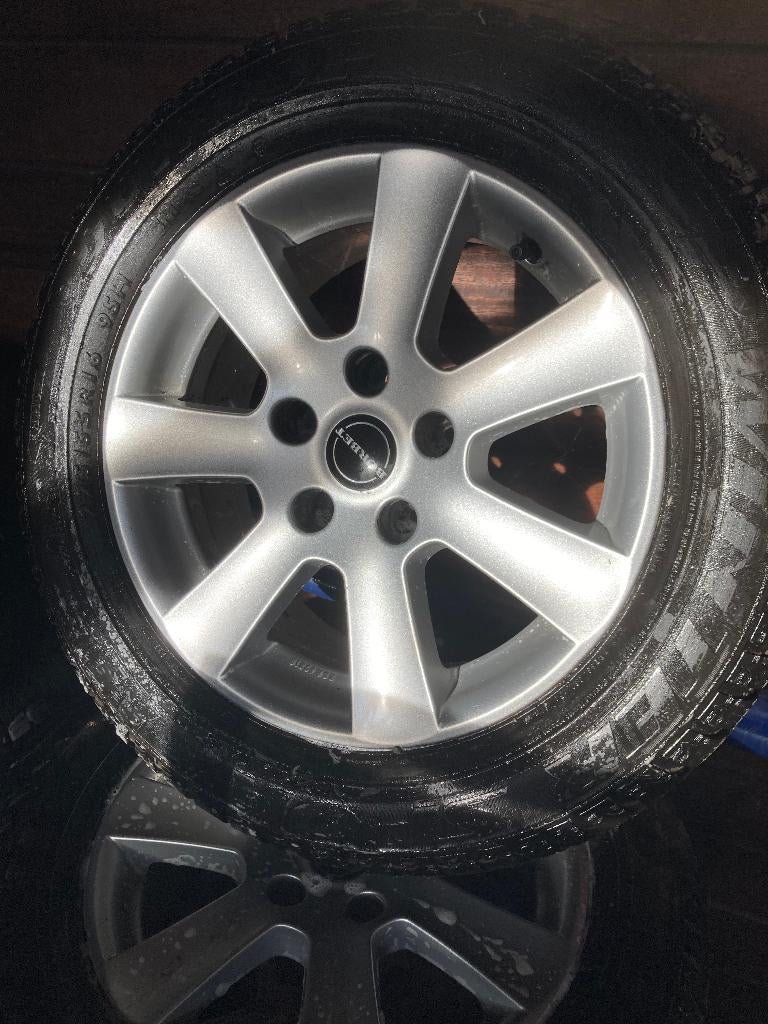 225x55x16 alu velgen zgan met winterbanden bmw 3 en 5 serie, Auto-onderdelen, Banden en Velgen, Banden en Velgen, Winterbanden