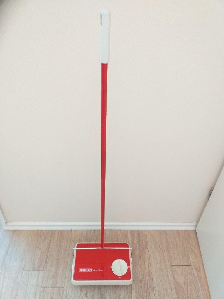 Rolbezem van Leifheit model Regulus, Ophalen