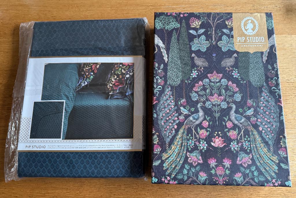 NIEUW Pip dekbedovertrek hoeslaken pauw (Pavoni) donkerblauw, Huis en Inrichting, Slaapkamer | Beddengoed, Eenpersoons, Dekbedovertrek