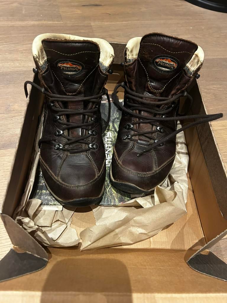 Meindl leren wandelschoenen maat 40 - Zeer goede staat, Kleding | Dames, Schoenen, Zo goed als nieuw, Wandelschoenen, Bruin, Ophalen of Verzenden