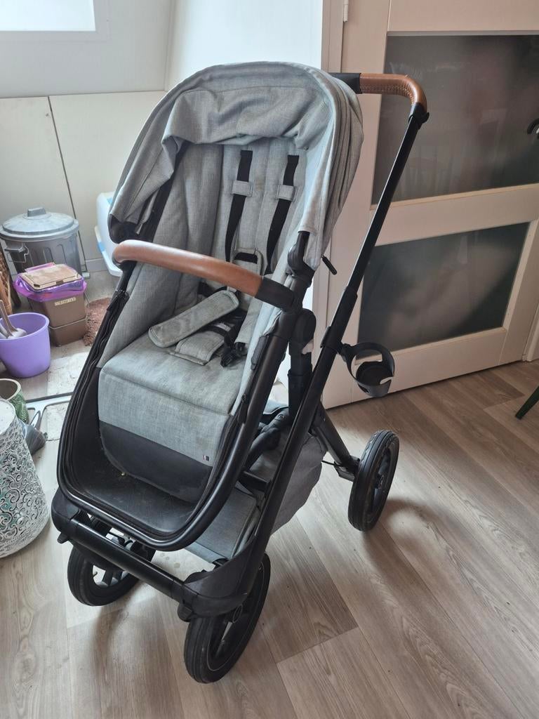 Dubatti kinderwagen  mint groene compleet met accessoires!, Gebruikt, Ophalen of Verzenden, Verstelbare duwstang, Kinderwagen