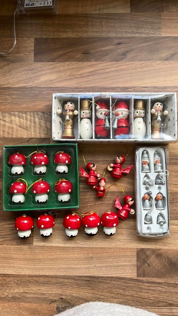 Houten kerstversiering poppetjes en paddenstoelen, Diversen, Kerst, Ophalen of Verzenden, Zo goed als nieuw