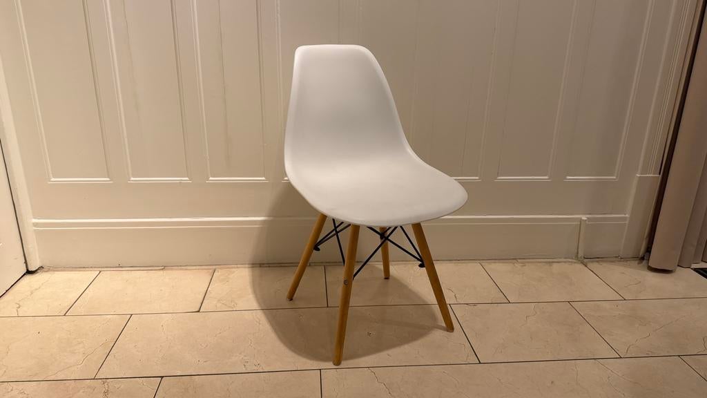 6 Design Stoelen - Wit - Setprijs!, Ophalen, Hout, Wit, Zo goed als nieuw