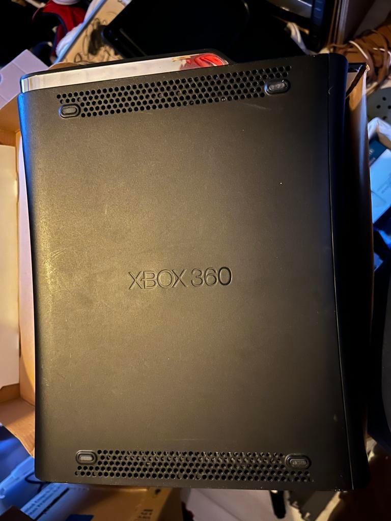 Xbox360, Spelcomputers en Games, Spelcomputers | Xbox 360, Ophalen of Verzenden, Zo goed als nieuw, Met 1 controller