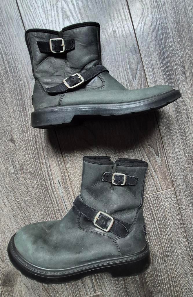 Fijne Originele UGG'S 33.5, Gebruikt, UGG, Meisje, Ophalen of Verzenden