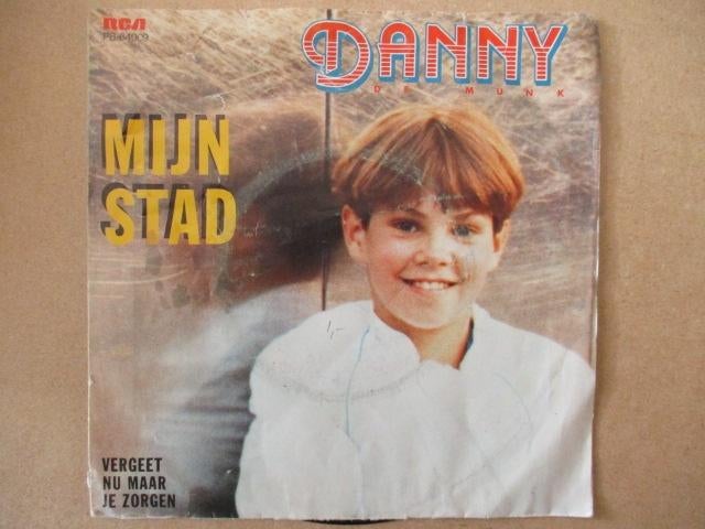 s0394 danny de munk - mijn stad, Ophalen, Gebruikt, Overige genres, 7 inch